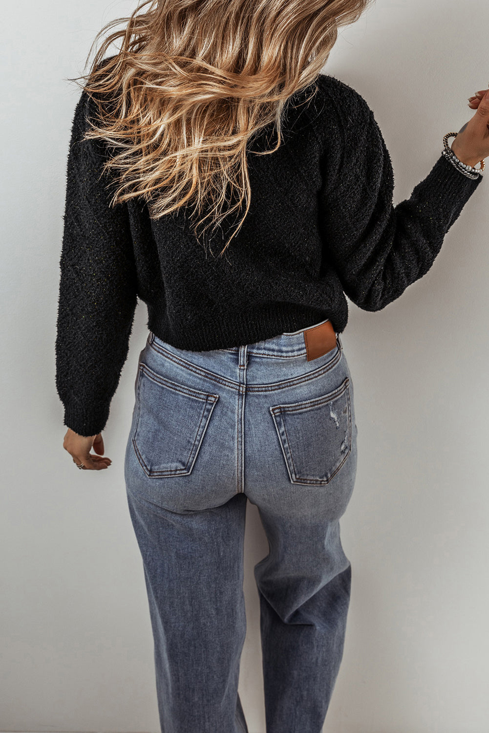 Evelynn – Button-Up Knit Cardigan with Flap Pockets