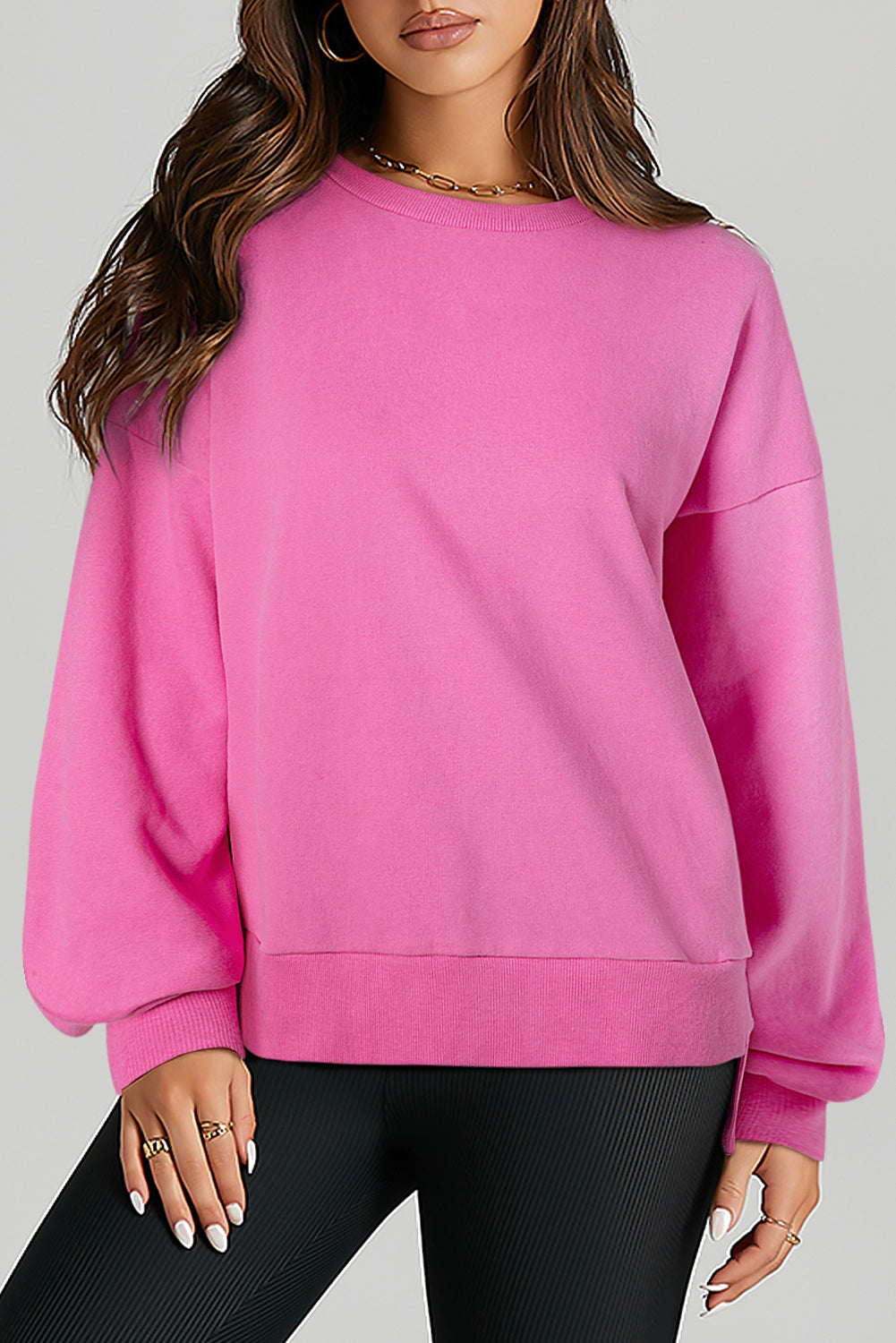 Adelyn – O-Neck Pullover Sweatshirt with High-Low Hem