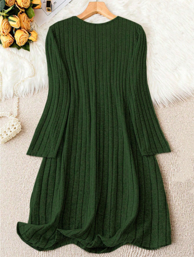 Eloise – Elegant Long Sleeve V-Neck Midi Dress