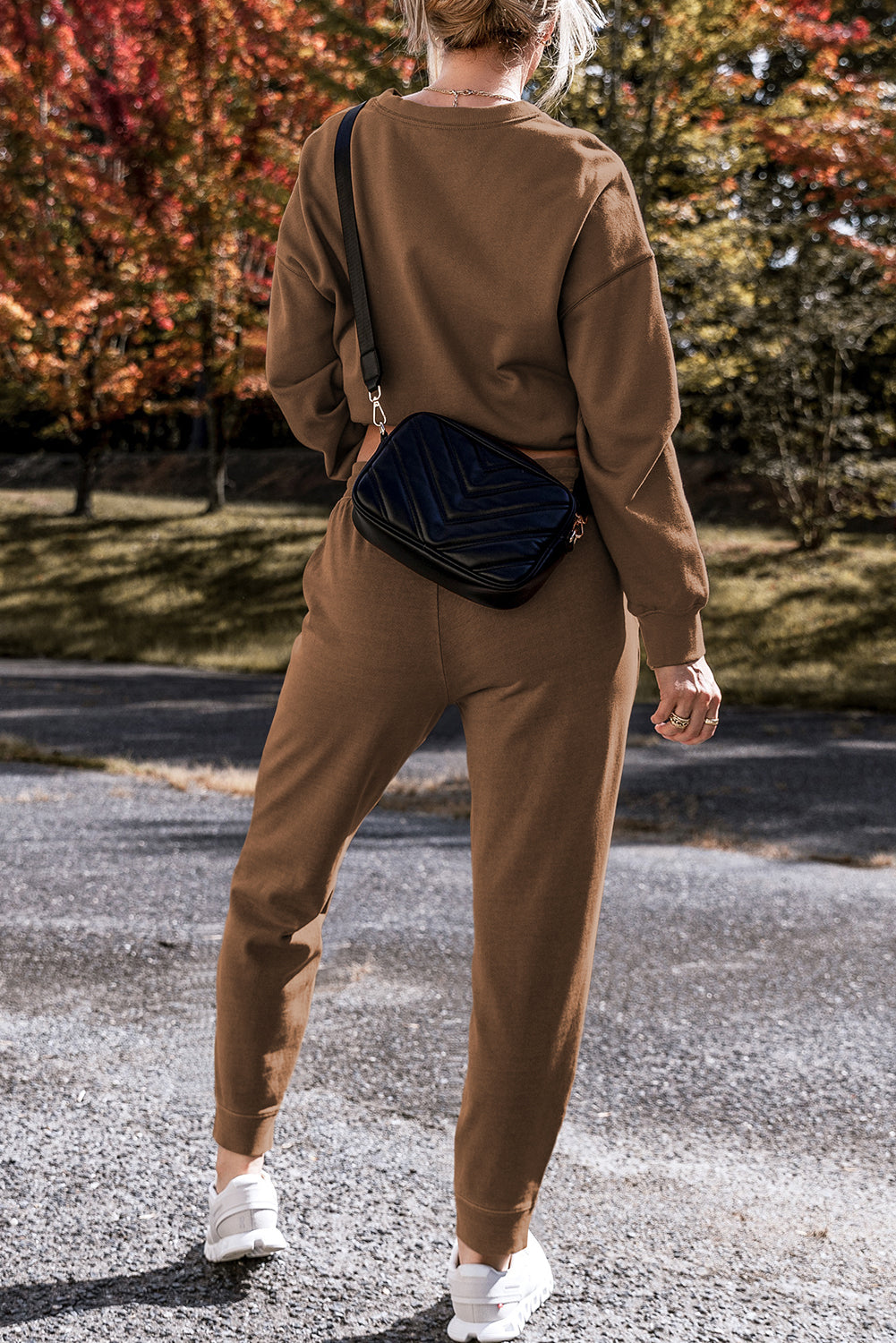 Jordyn – Black Solid Color High Low Pullover and Skinny Pants Set