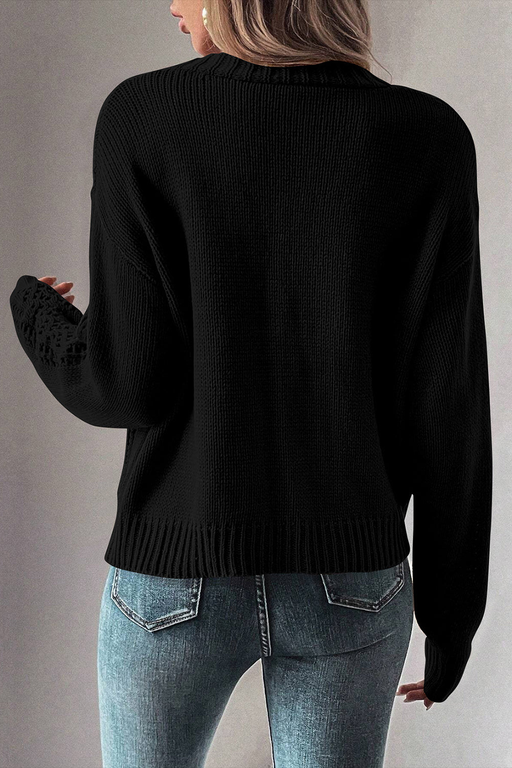 Winter – Women's Open Knit Buttoned Cardigan with Drop Shoulders