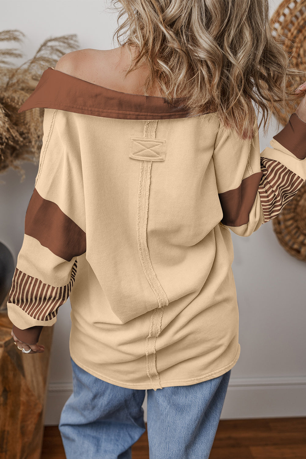 Aurelia – Women's Striped Colorblock Sweatshirt with Contrast Collar