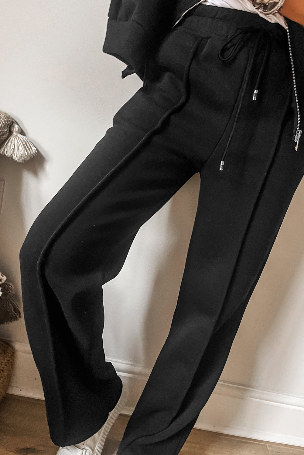 Taylor – Solid Seamed Zipper Jacket and Drawstring Waist Pants Set