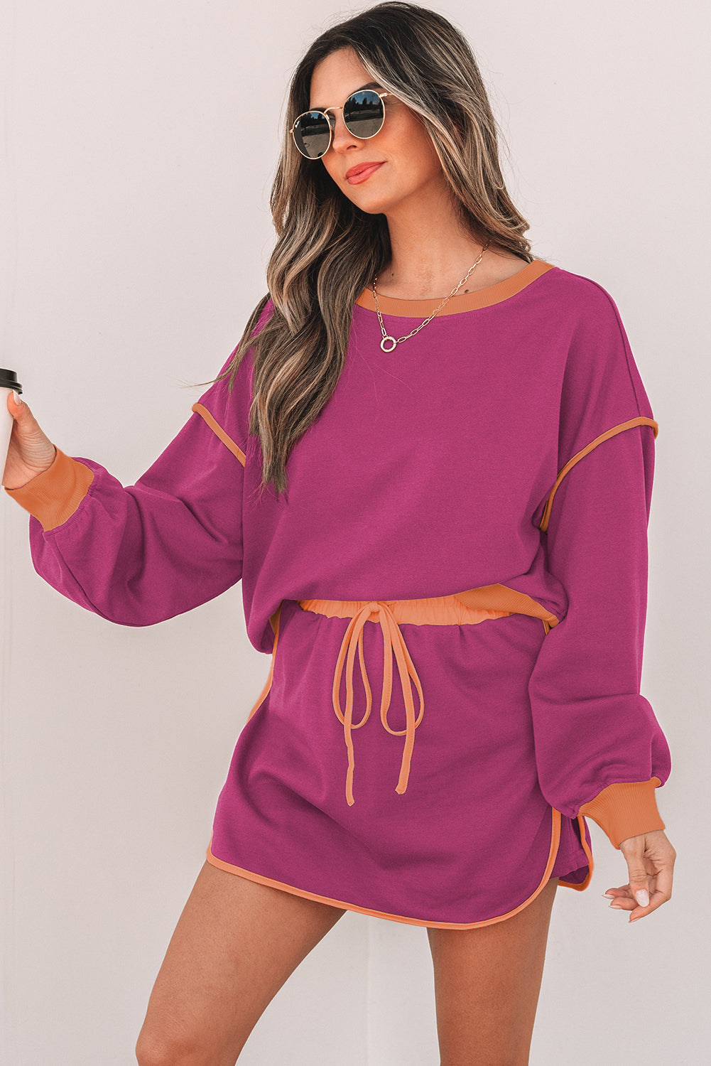 Gia – Color Contrast Loose Pullover and Lace-up Waist Skort Set