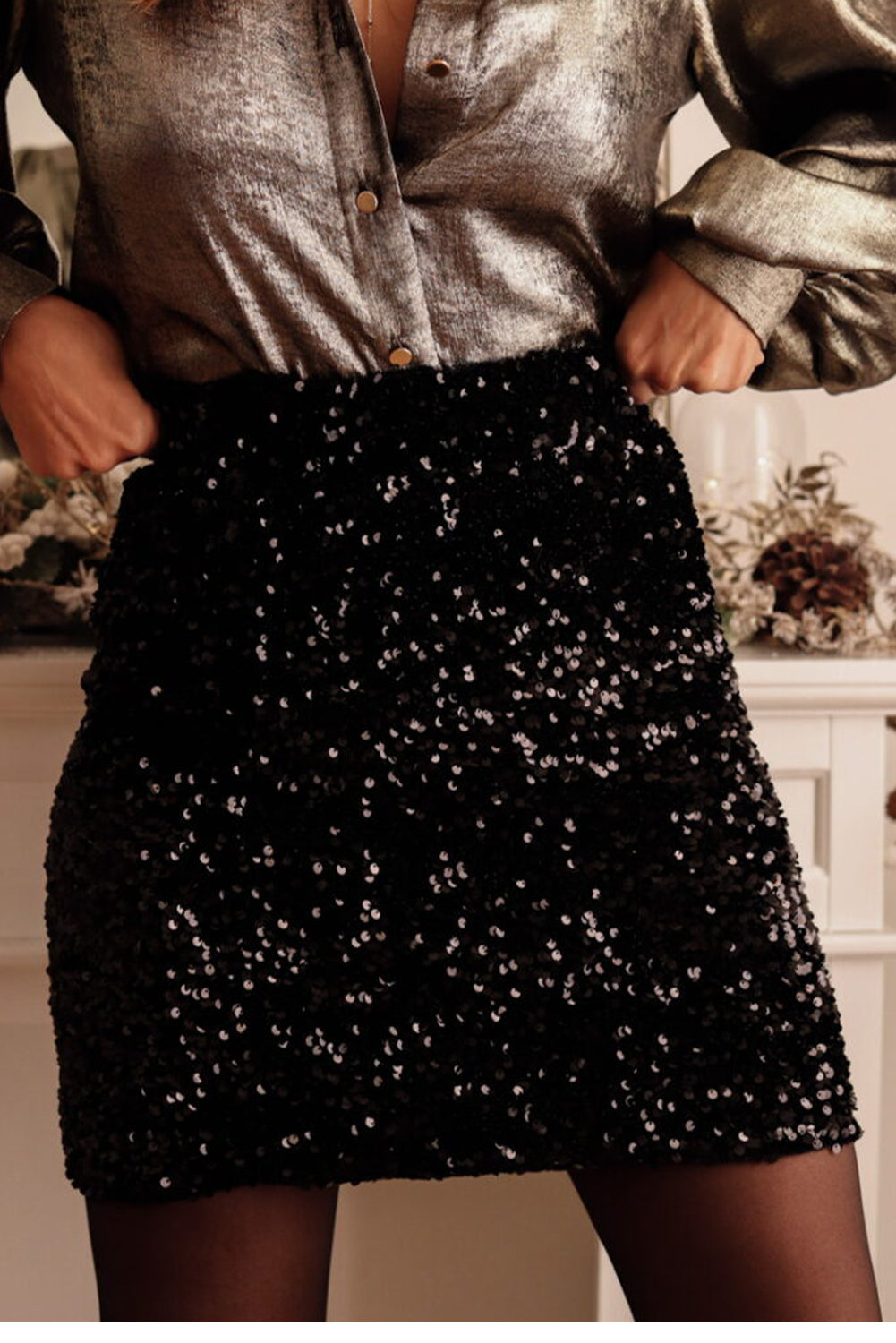 Collins – Black Sequin Bodycon Mini Skirt