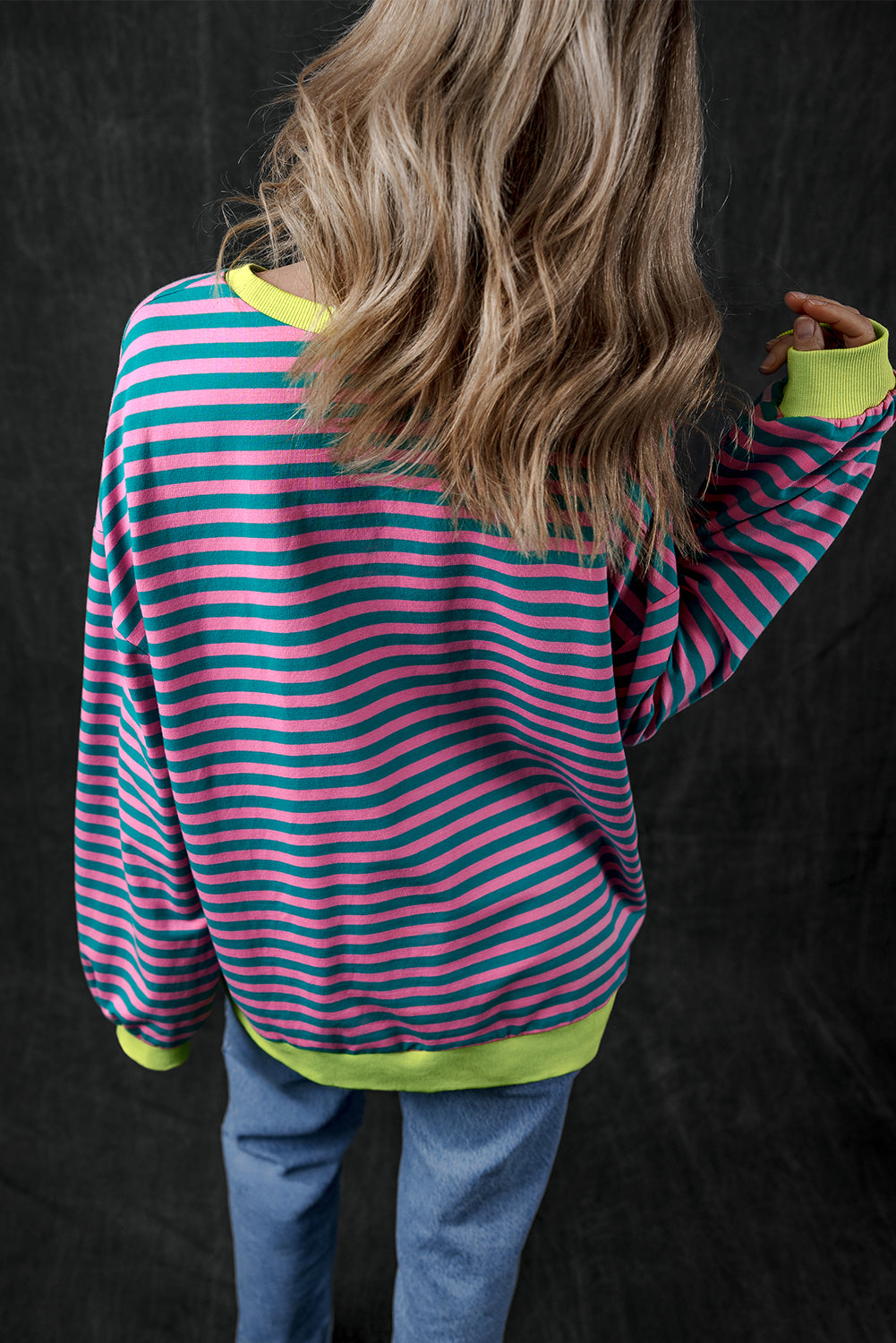 Rowan – Striped Oversized Pullover Sweatshirt with Contrast Trim