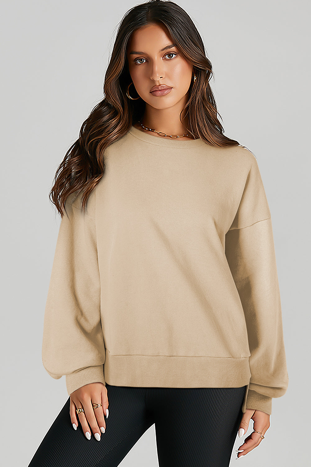 Adelyn – O-Neck Pullover Sweatshirt with High-Low Hem
