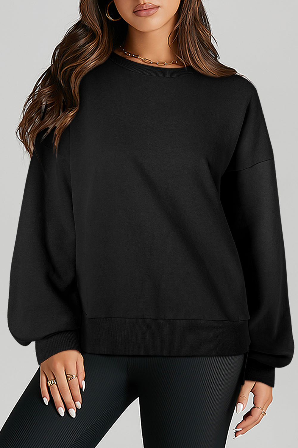 Adelyn – O-Neck Pullover Sweatshirt with High-Low Hem