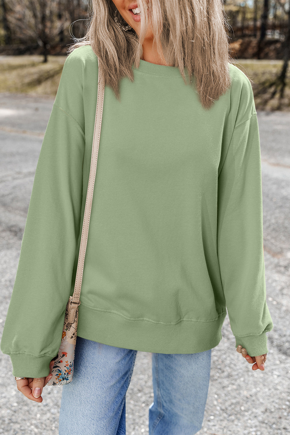 Giselle – Drop Shoulder Crewneck Pullover Sweatshirt