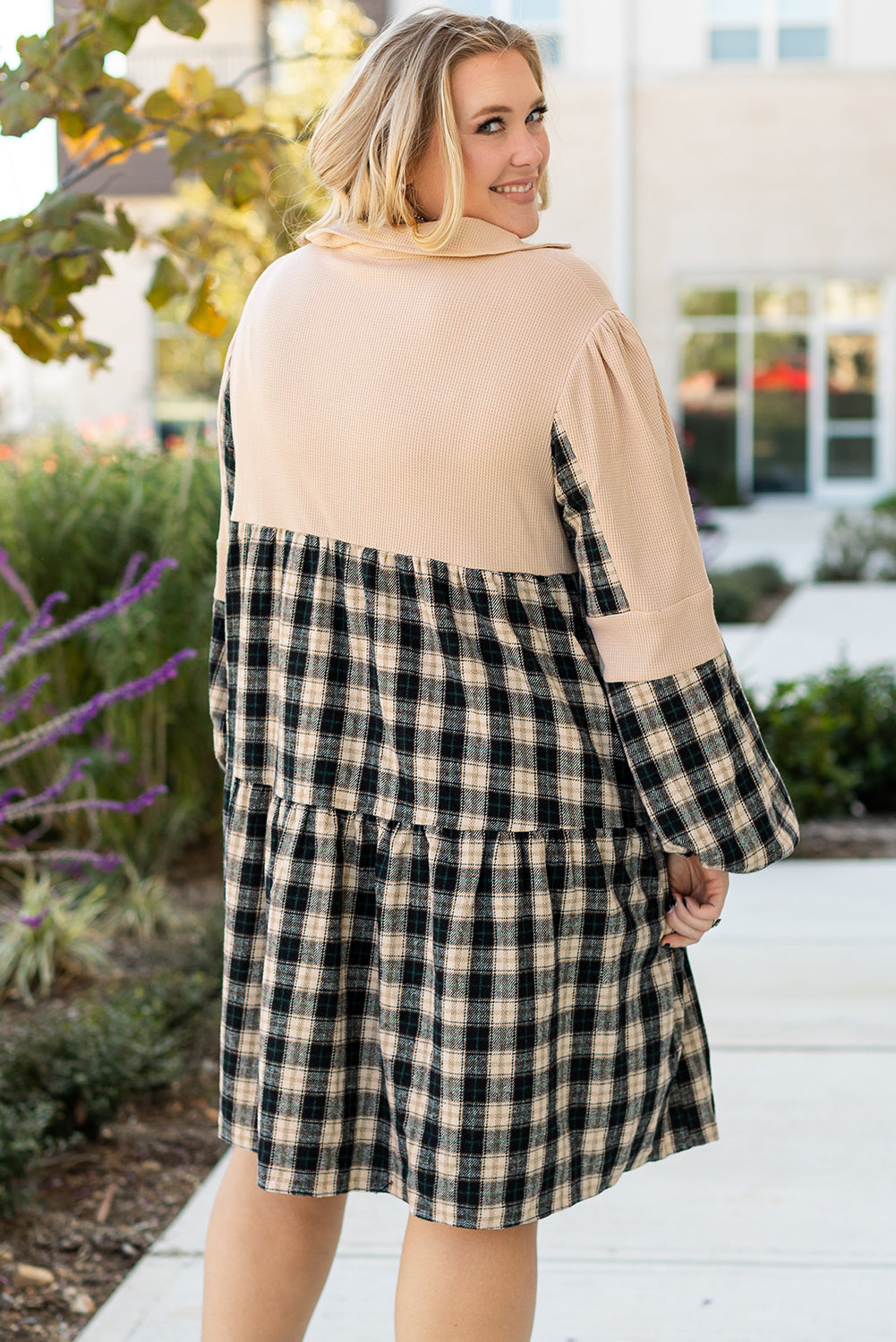 Noelle – Plus Size Black Plaid Patchwork Mini Dress