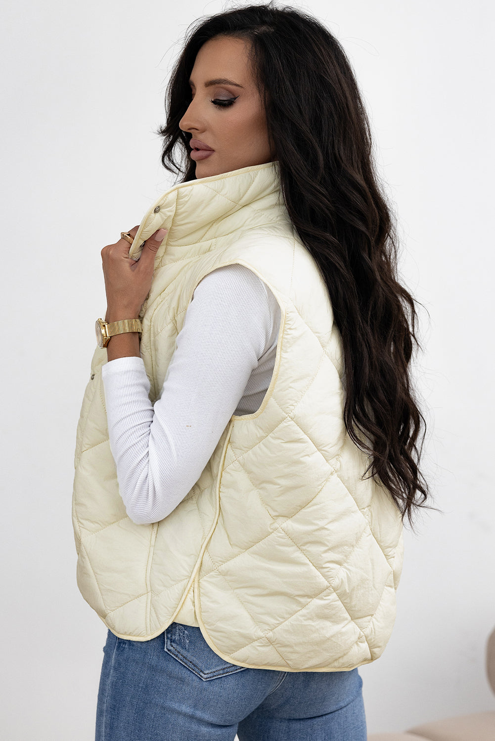 Amina – Quilted High Neck Button-Up Vest with Front Pockets