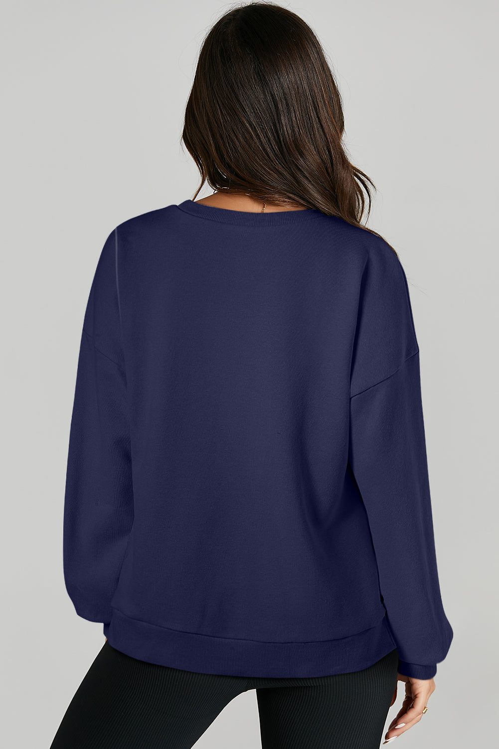 Adelyn – O-Neck Pullover Sweatshirt with High-Low Hem
