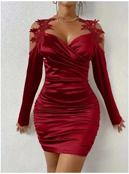 Isla – Elegant Lace Pleated Satin Dress