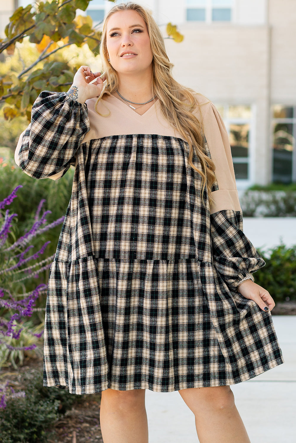 Noelle – Plus Size Black Plaid Patchwork Mini Dress