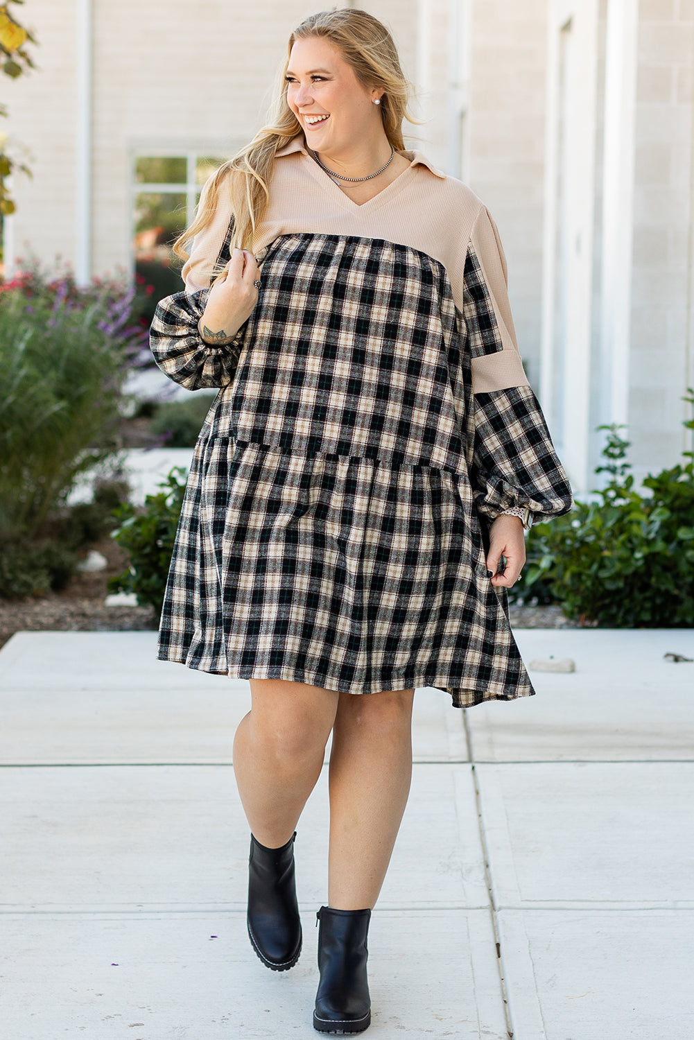 Noelle – Plus Size Black Plaid Patchwork Mini Dress
